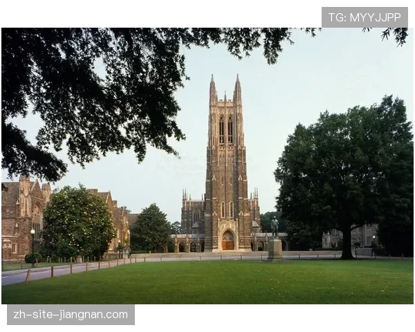 杜克大学攻防均衡，大胜印第安纳州大展现冠军相